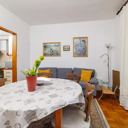 Ivanka دْغاماي