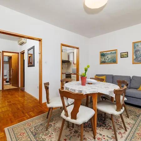 Ivanka * دْغاماي